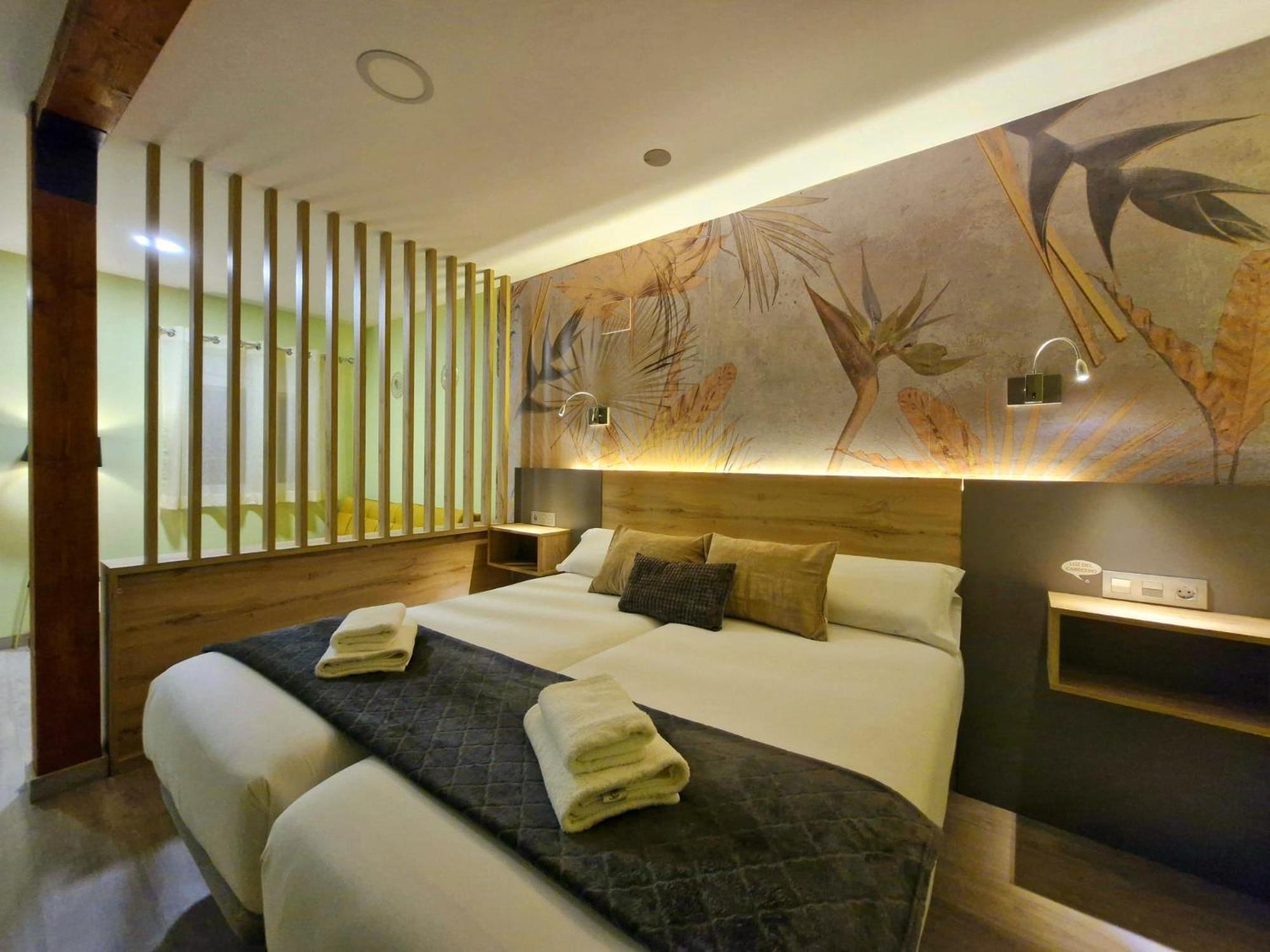 Feeling Home - Suites&Rooms ليون المظهر الخارجي الصورة